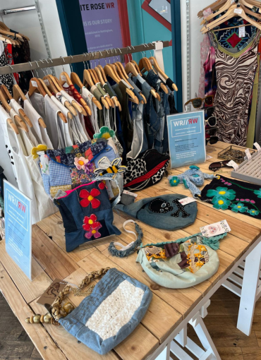 White Rose Pre-Loved Fashion